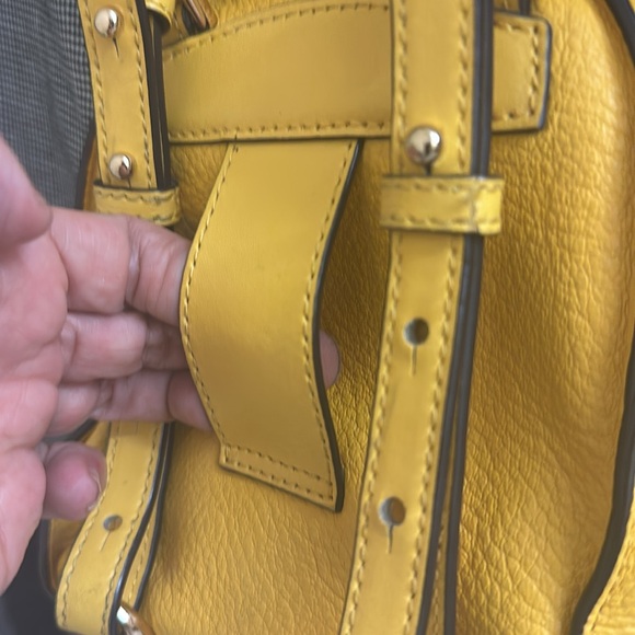 MICHAEL KORS YELLOW MINI BACKPACK CROSSBODY - Picture 6 of 8